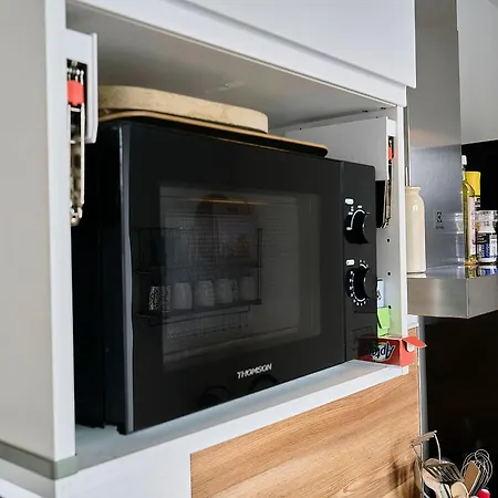 Le Terrakatza - T3 Lumineux Avec Terrasse